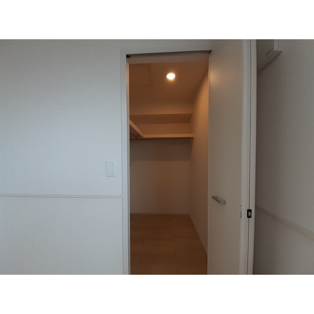 収納　収納力バツグンのウォークインクローゼット