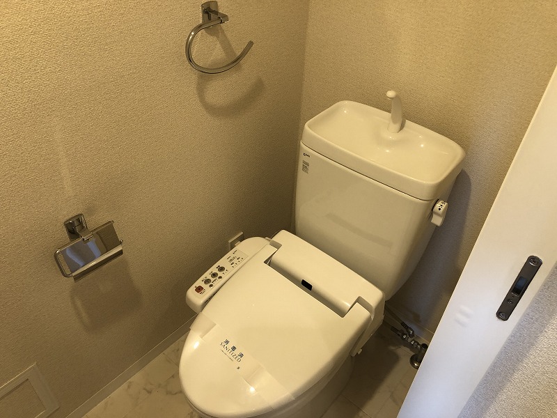 トイレ　※過去退去時のお写真です