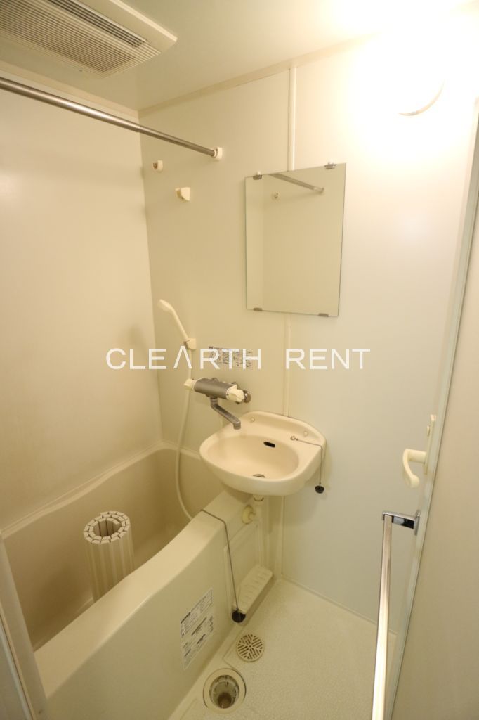 バス・シャワールーム　同タイプ別住戸写真となります。現況と異なる場合がございます。