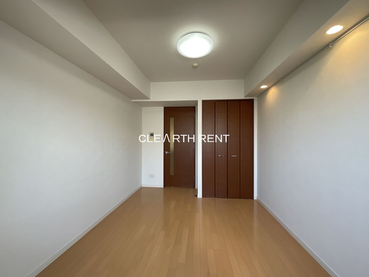 居室・リビング　同タイプ別住戸写真となります。現況と異なる場合がございます。