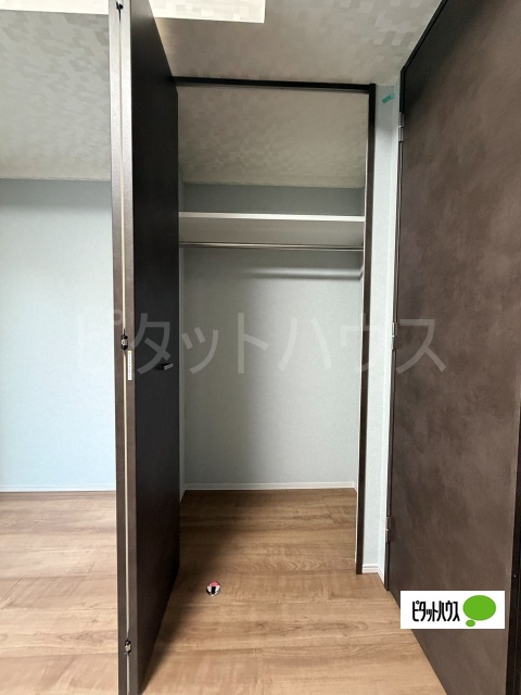 収納　クローゼット