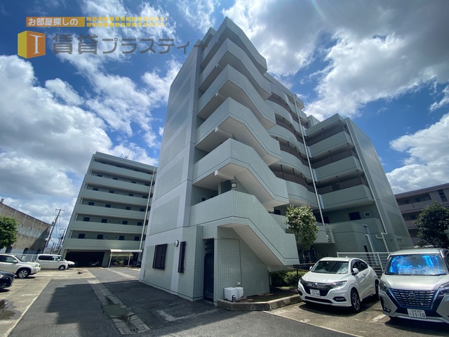 建物外観　この家賃でマンションタイプの物件です。