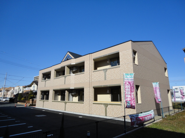 建物外観　外観写真（昼）