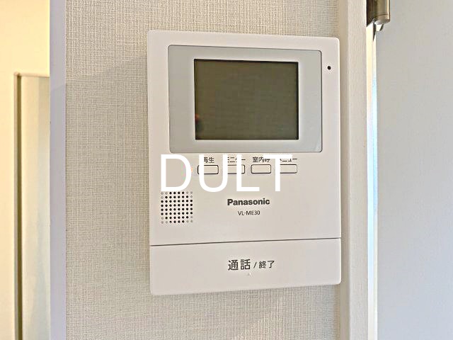 セキュリティ　モニター付きインターホンです。