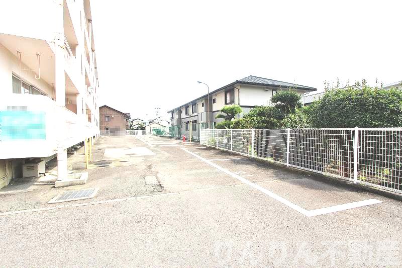 駐車場　カースペースがあります