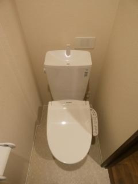 トイレ　シャワートイレ
