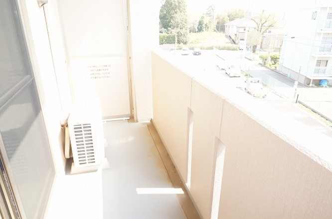 バルコニー　別部屋。参考写真。