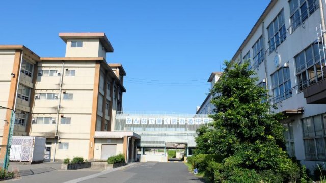 中学校　一宮市立中部中学校（中学校）まで1420m