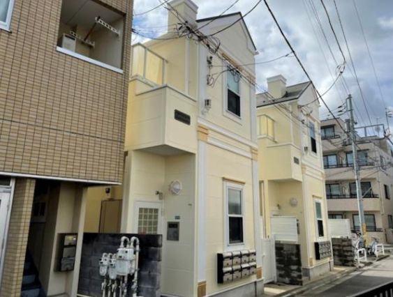 建物外観　フェリスソレイユの外観