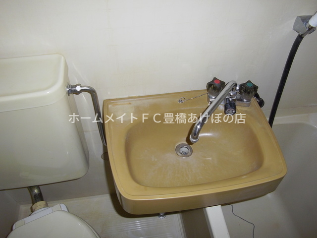 洗面設備　同型別部屋写真