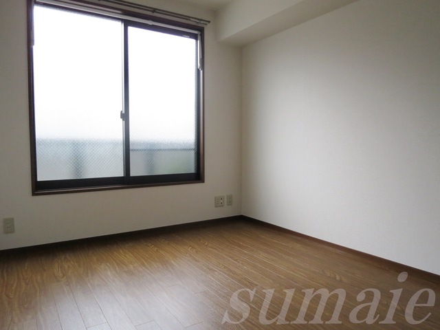 居室・リビング　キレイなお部屋です★