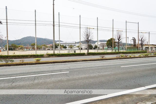 小学校　鳴門市第一小学校（小学校）まで986m