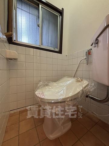 阪急神戸線 夙川駅 徒歩9分 2階建 築51年のトイレ写真