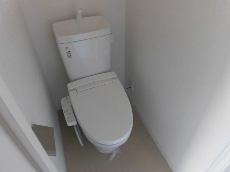 トイレ　※同仕様写真含む