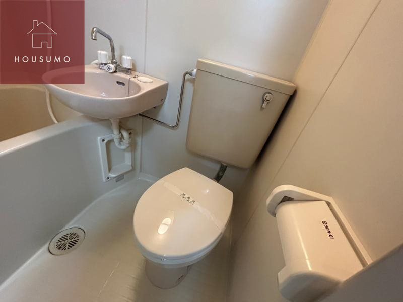 トイレ　ゆったりとした空間のトイレです