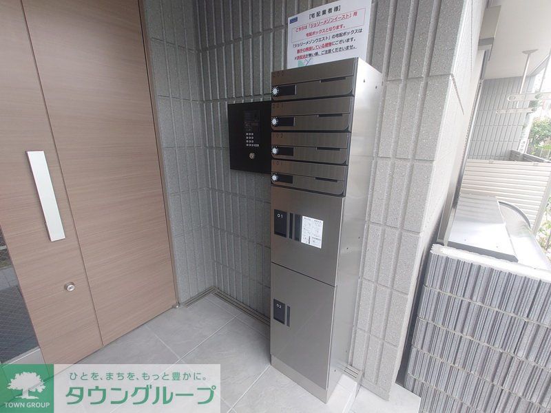 エントランス　エントランス