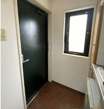 玄関　収納もある玄関です