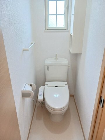 トイレ　清潔感のあるトイレです