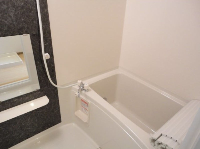 バス・シャワールーム　図面と現状に相違がある場合には現状を優先