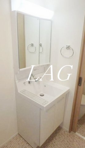 洗面設備　洗面台です。