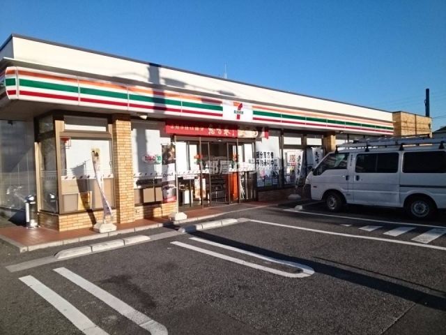 コンビニ　セブンイレブン 草津南笠町店（コンビニ）まで670m