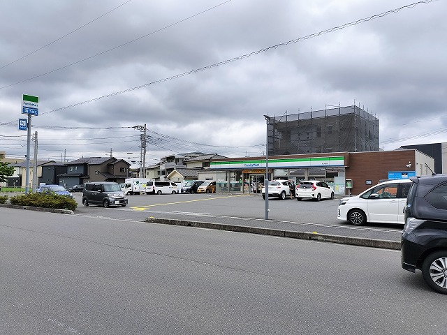 コンビニ　ファミリーマート 狭山祇園店（コンビニ）まで205m