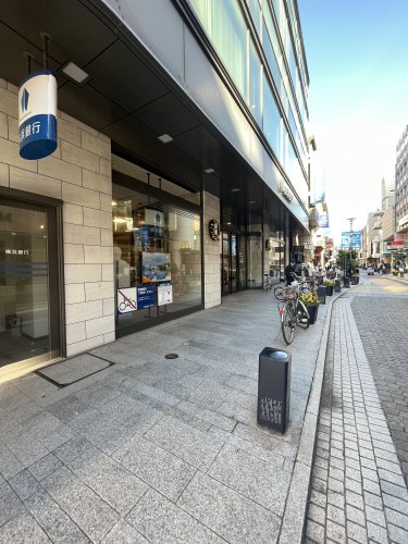 銀行　横浜銀行元町支店（銀行）まで961m