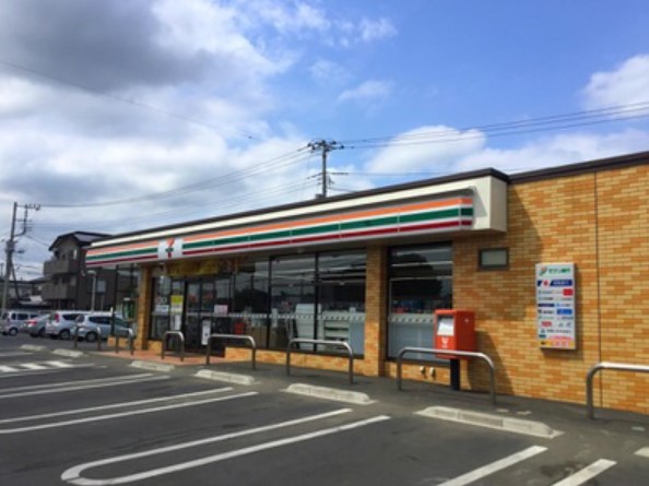 コンビニ　セブンイレブン 千代田逆西工業団地入口店（コンビニ）まで300m