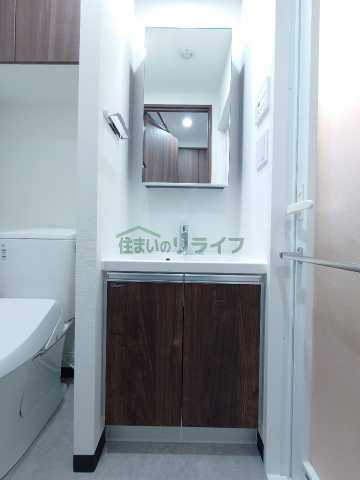 洗面設備　別部屋参考写真です