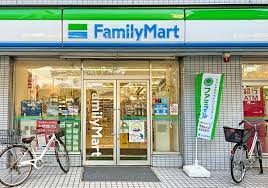 コンビニ　ファミリーマート 名古屋浅間町店（コンビニ）まで422m