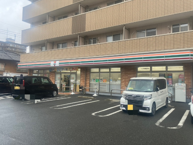 コンビニ　セブンイレブン戸畑千防３丁目店（コンビニ）まで169m
