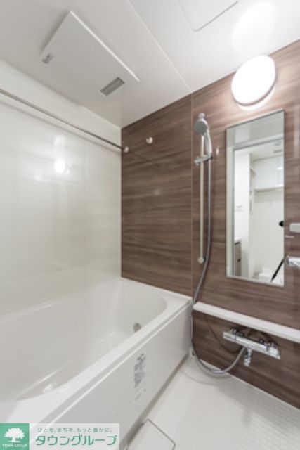 バス・シャワールーム　※写真は同タイプ住戸です。