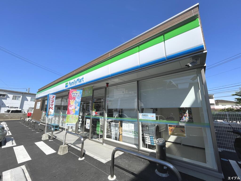 コンビニ　ファミリーマート二日市北3丁目店（コンビニ）まで416m