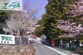 中学校　早島町立早島中学校（中学校）まで105m