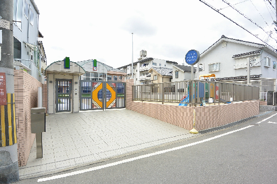 幼稚園・保育園　くずはあけぼの保育園（幼稚園・保育園）まで189m