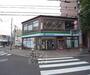コンビニ　ファミリーマート四条御前店（コンビニ）まで300m