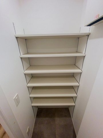 収納　シューズBOX