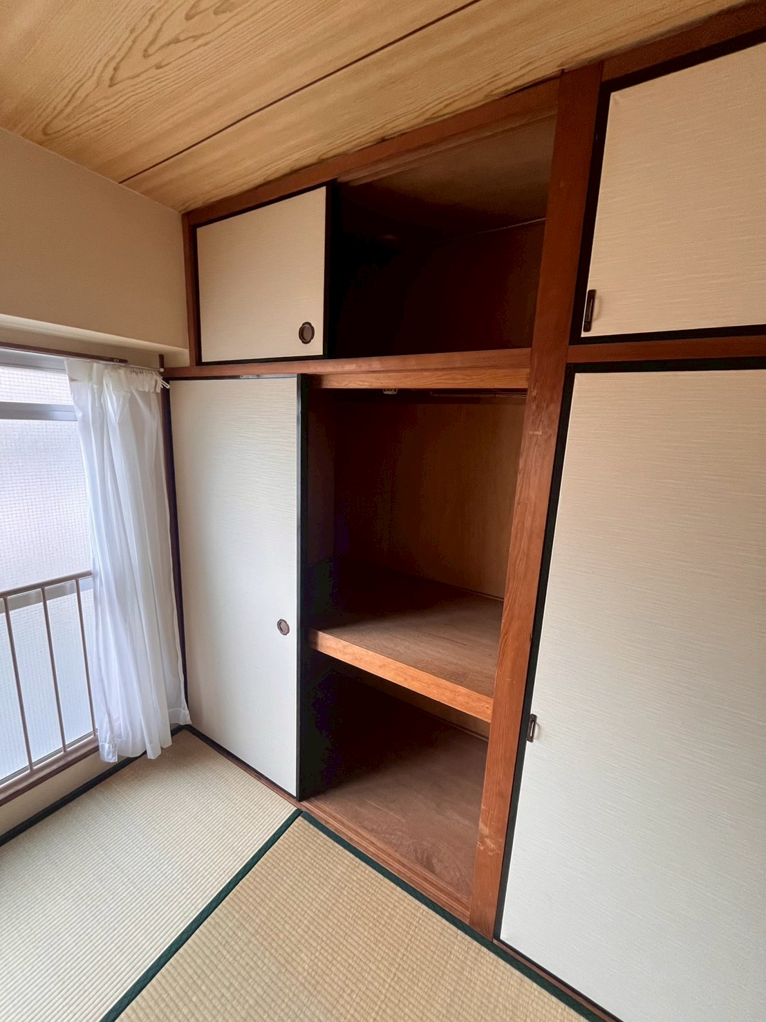 収納　大きなお荷物もすっきり収納できます♪