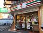 コンビニ　セブンイレブン博多薬院店（コンビニ）まで60m