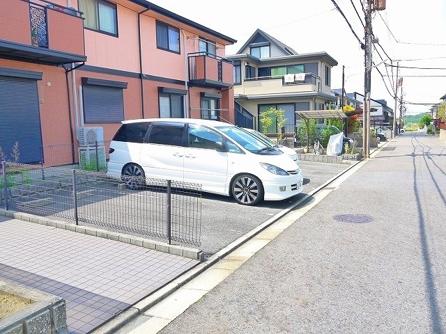 駐車場　駐車スペースもあります