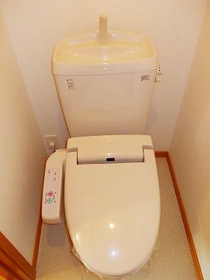 グランヴィエラBのトイレ写真