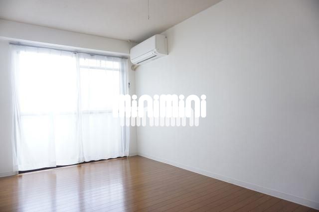 居室・リビング　明るいお部屋です。