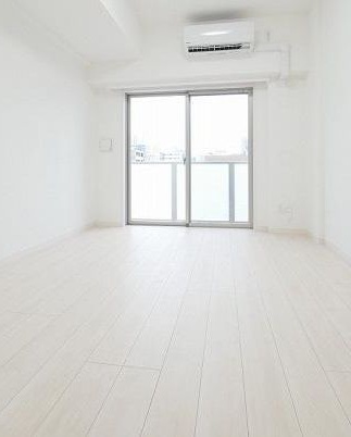 ＪＲ京浜東北線 川口駅 徒歩8分 9階建 築8年の居間写真