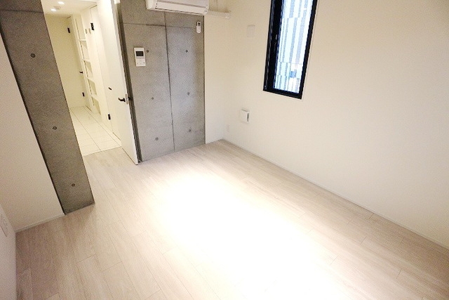 MDM駒沢大学の居間写真