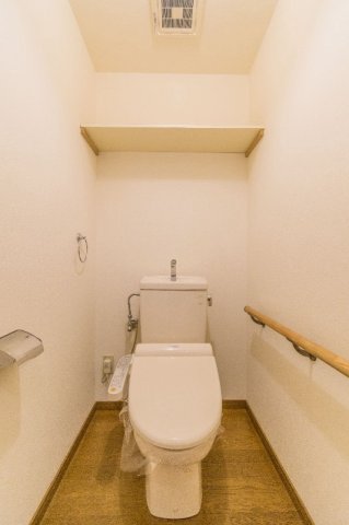 トイレ　シャルマン　北区田端新町１