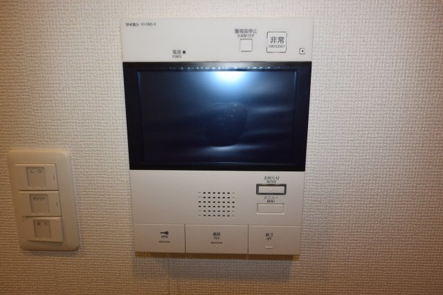 セキュリティ　モニター付きインターホン