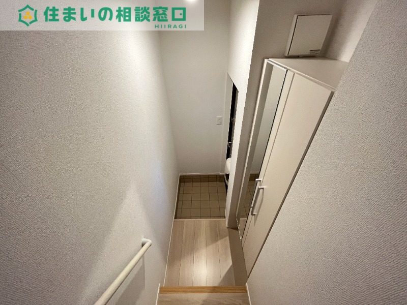 名鉄名古屋本線 美合駅 徒歩15分 3階建 築2年の玄関写真