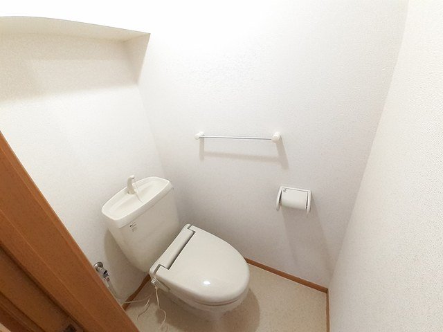 トイレ　コンパクトで使いやすいトイレです