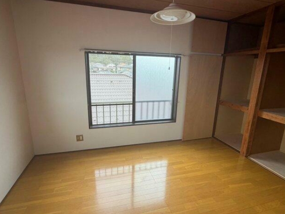 京急本線 生麦駅 徒歩7分 2階建 築38年の居間写真
