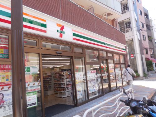 コンビニ　セブン-イレブン江東門前仲町１丁目店（コンビニ）まで173m